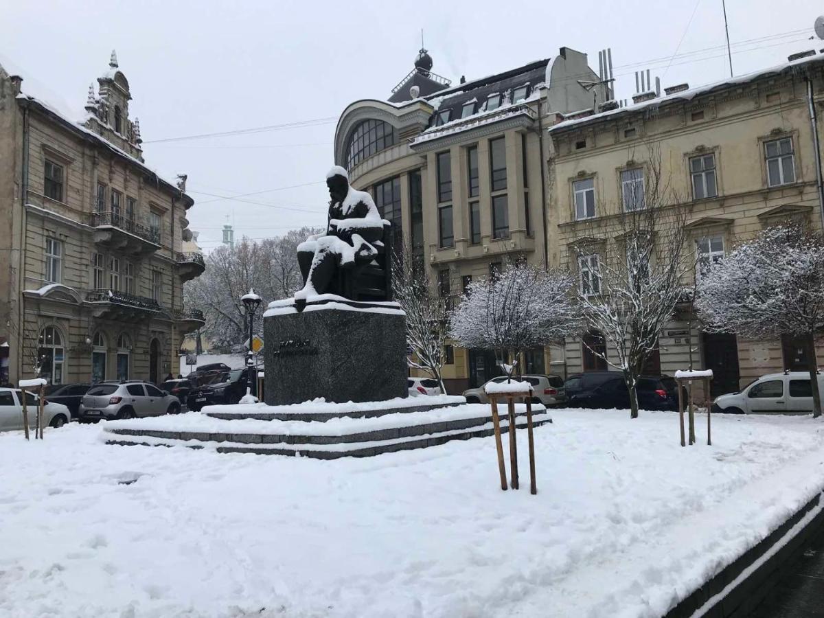 Apartments On Shevchenko Avenue Lviv Exterior foto